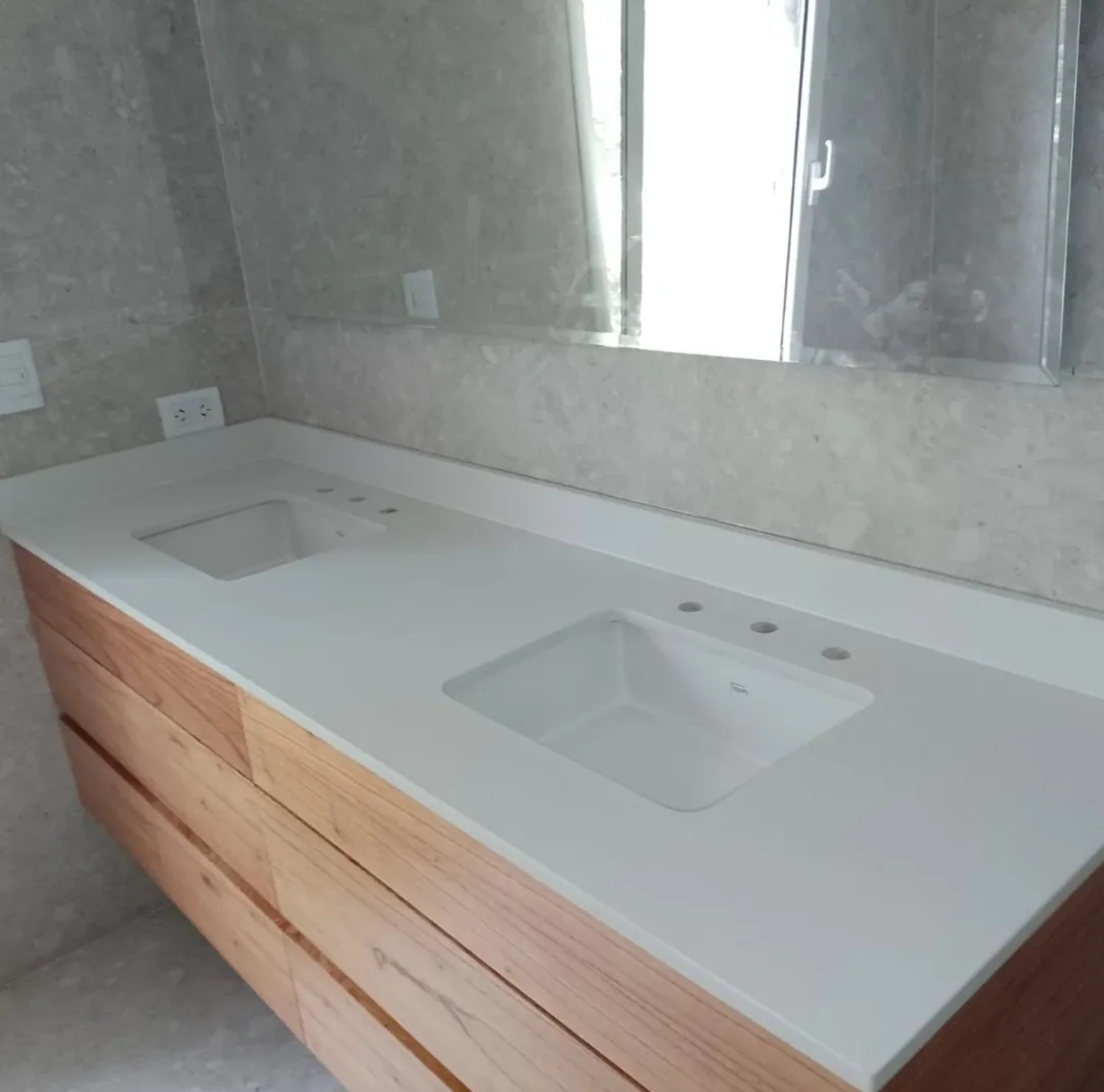 Proyecto de mesada en cuarzo